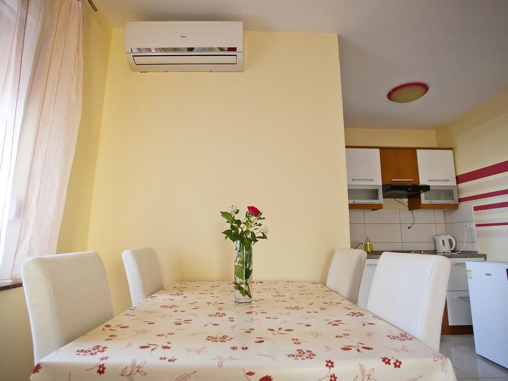 Apartment Zadar Diklo Borik Vir Room photo